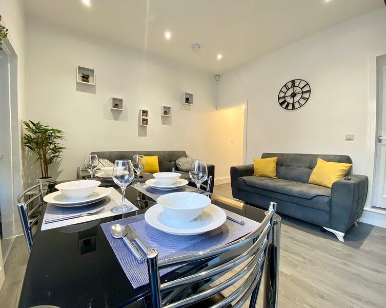 Want to Avoid Stoke Hotel Hassles? Serviced Apartments Offer Peace of Mind